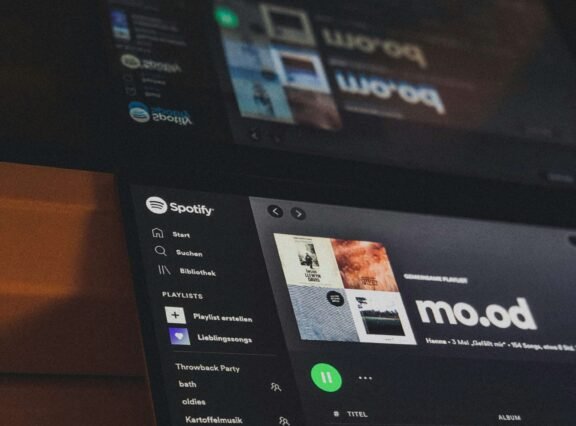 What the Rise of Independent Distribution Means for the Industry
